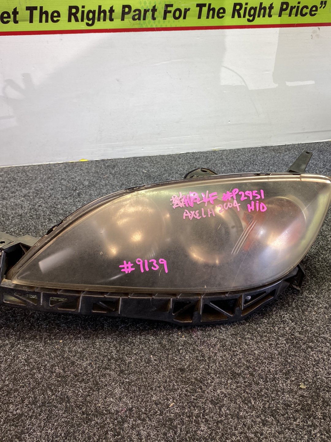 2004 Mazda Axela - Left Headlight Auto Adjust/ Hid Type/ P2952