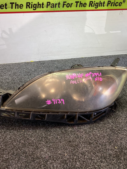 2004 Mazda Axela - Left Headlight Auto Adjust/ Hid Type/ P2952