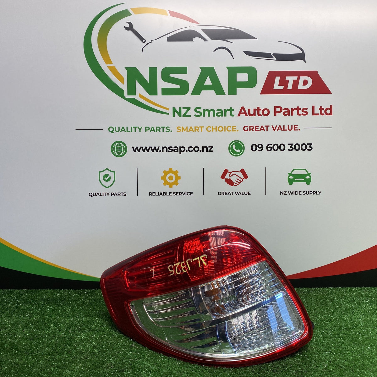2006 Suzuki SX4 - Left Taillight PN: KOITO 220-59135