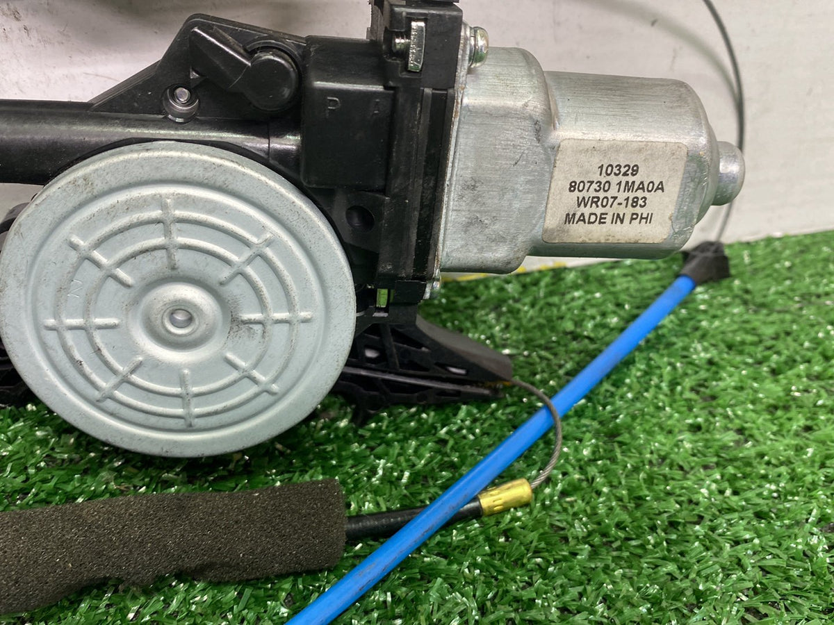 2011 Nissan Fuga - Right Front Window Regulator/Motor PN: 80730-1MA0A