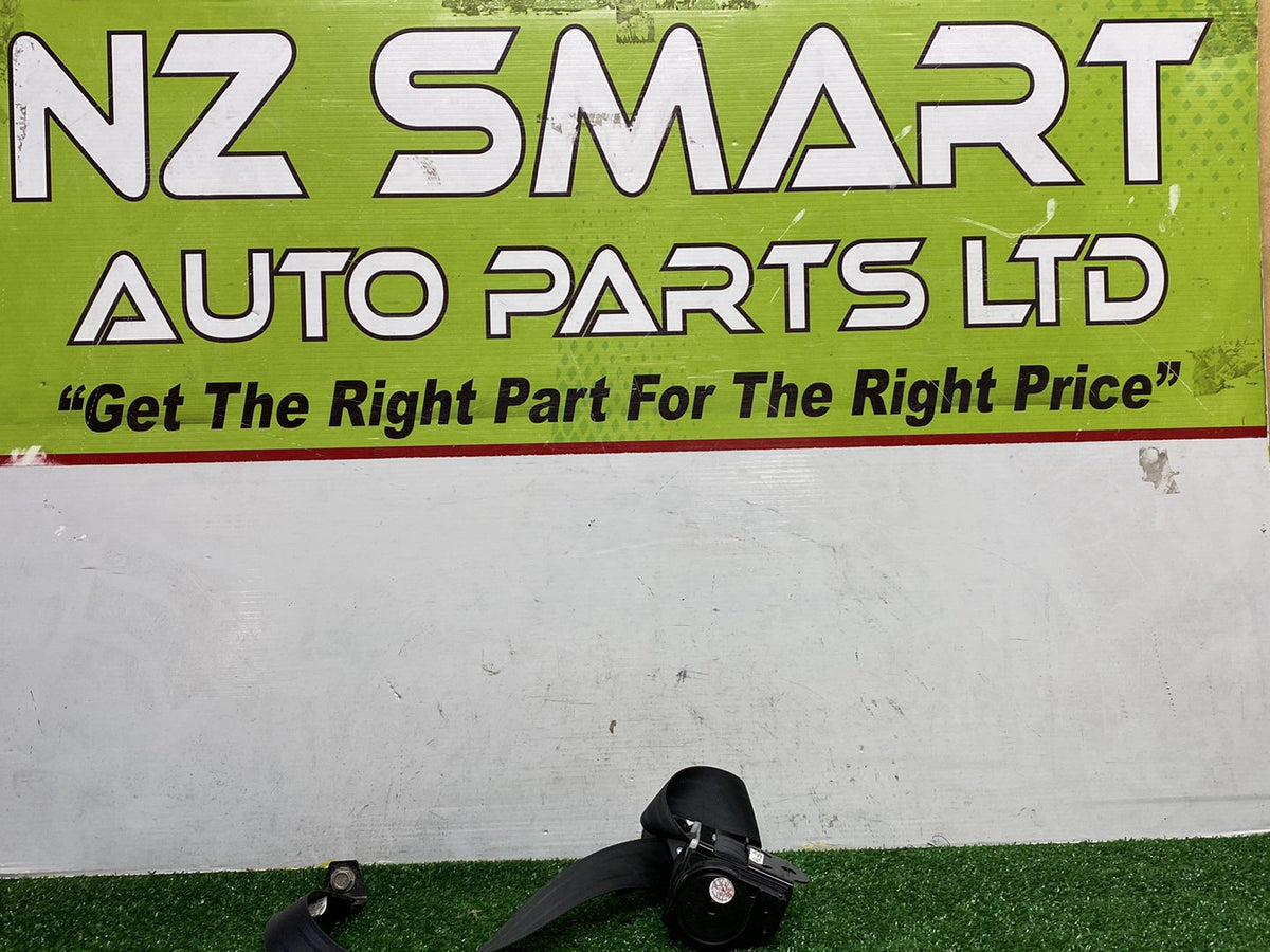2013 Nissan Lafesta CWFFWN - Right Rear Seat Belt PN: See photos