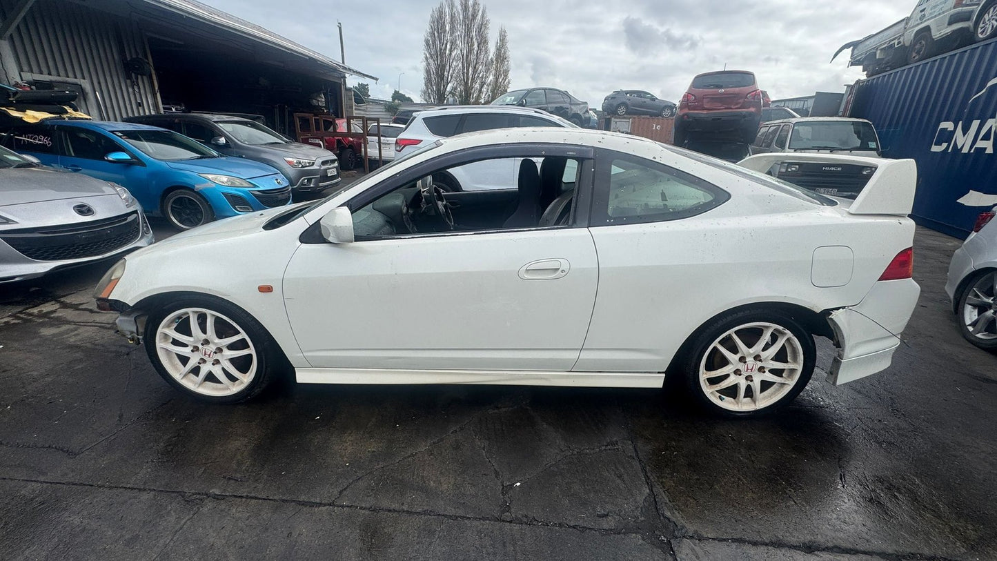 2001 Honda Integra DC5  Dismantling For Parts