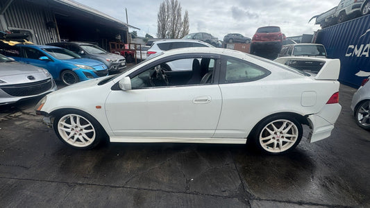 2001 Honda Integra DC5  Dismantling For Parts