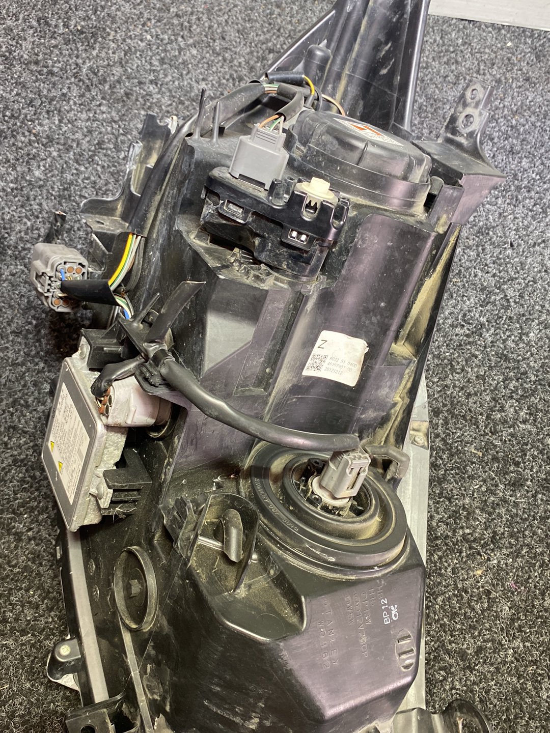 2012 Mazda CX-5 - Left Headlight PN: KD78-51-041F