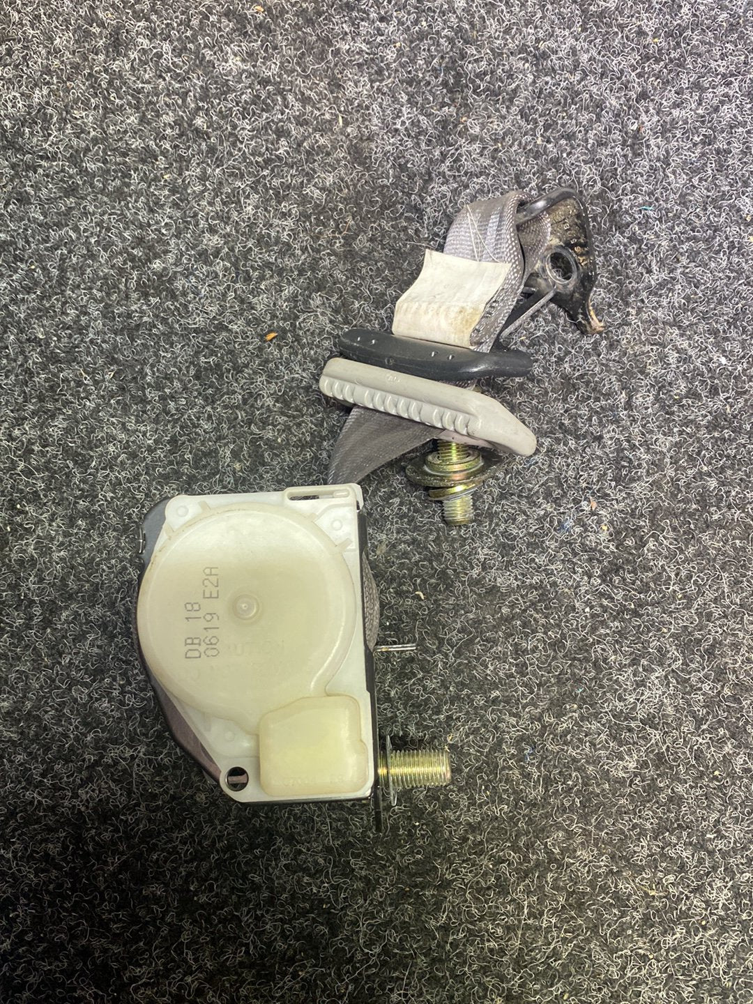 1996 Honda Civic - Left Rear Seat Belt PN: Model No TK-AB0-J807