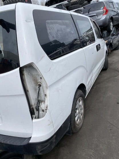 2008 Hyundai H1 Cargo Dismantling For Parts