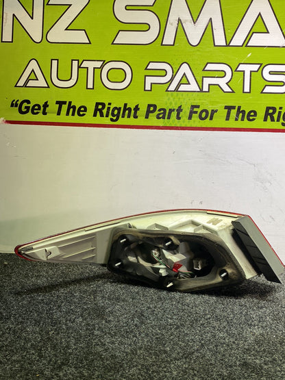 2012 Hyundai i45 - Right Taillight PN: 92402-3S