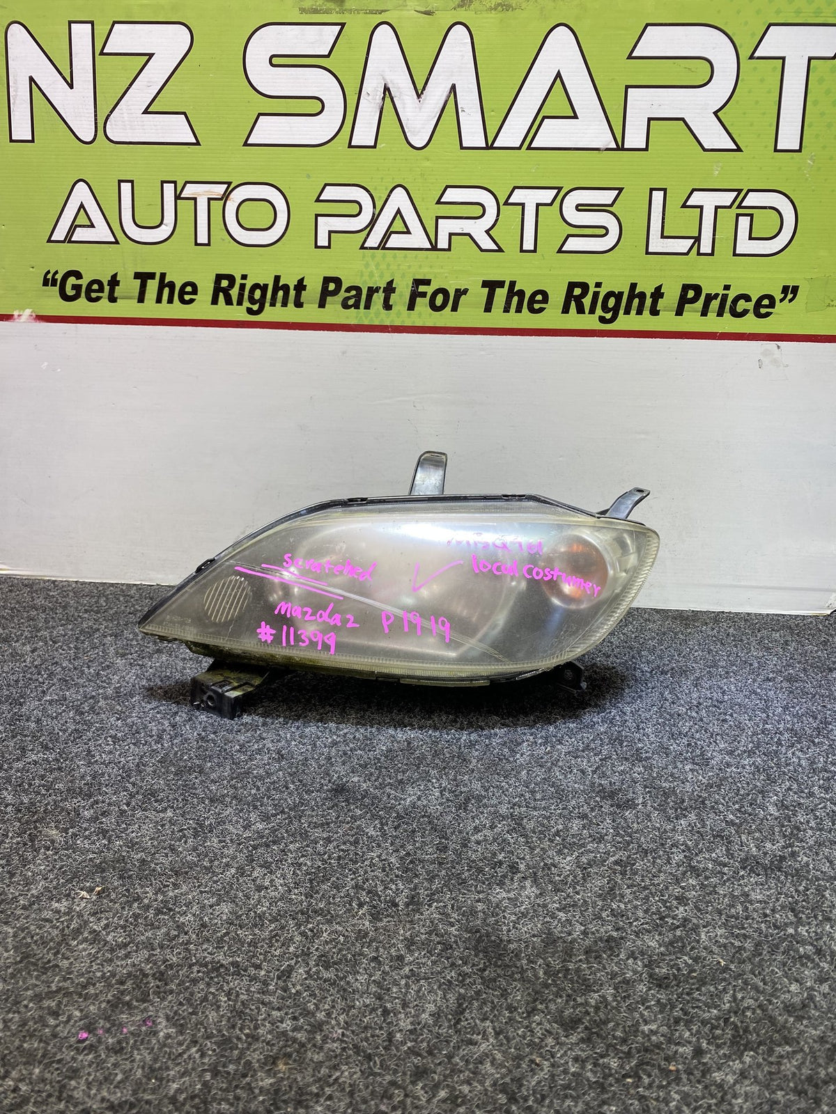2003 Mazda Mazda2 - Left Headlight PN: P1919