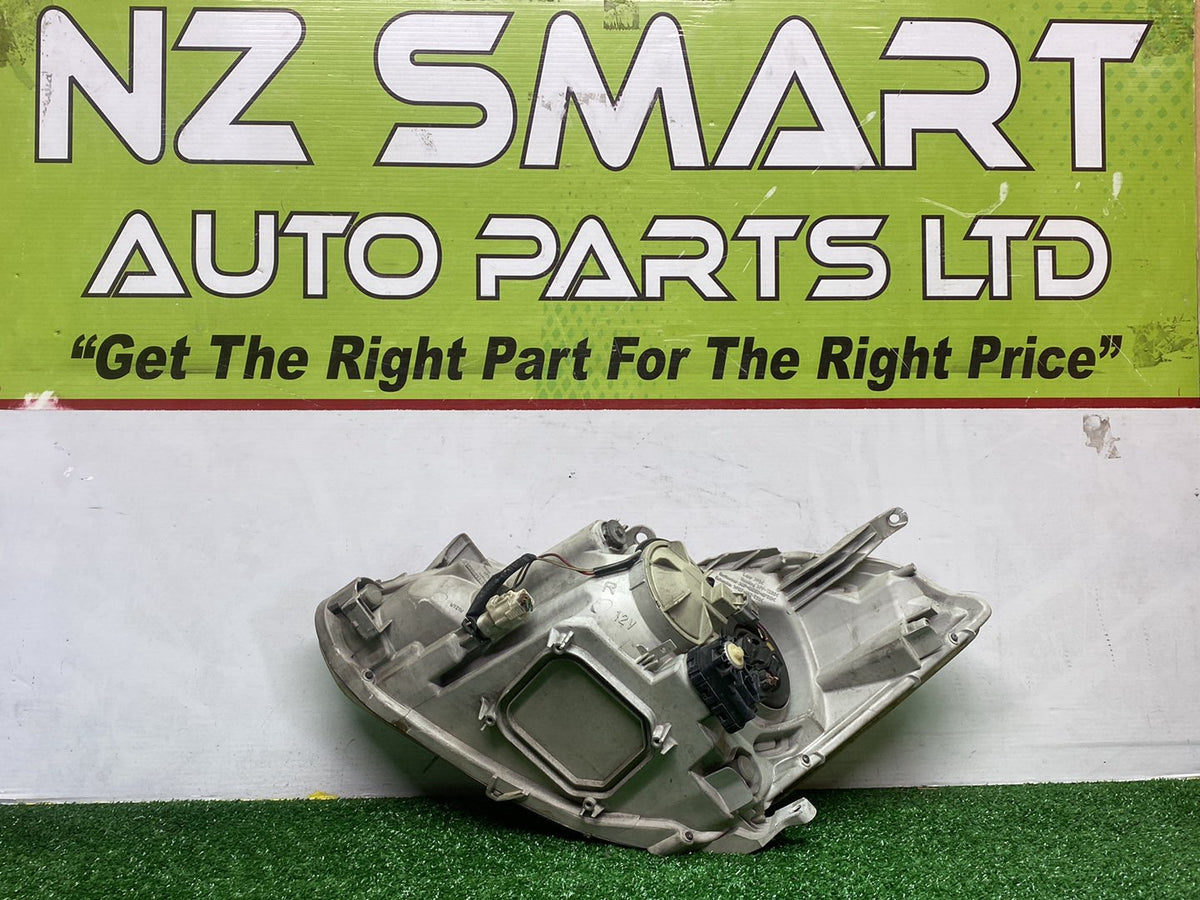 2006 Used Toyota Caldina - Right Headlight PN: 8113021140