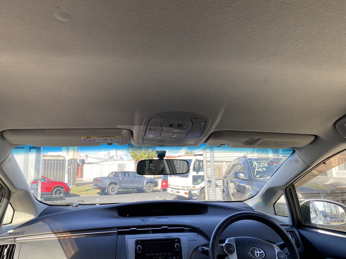 2015 Toyota Prius ZVW30 Dismantling For Parts