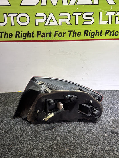 2006 Peugeot 407 - Left Taillight