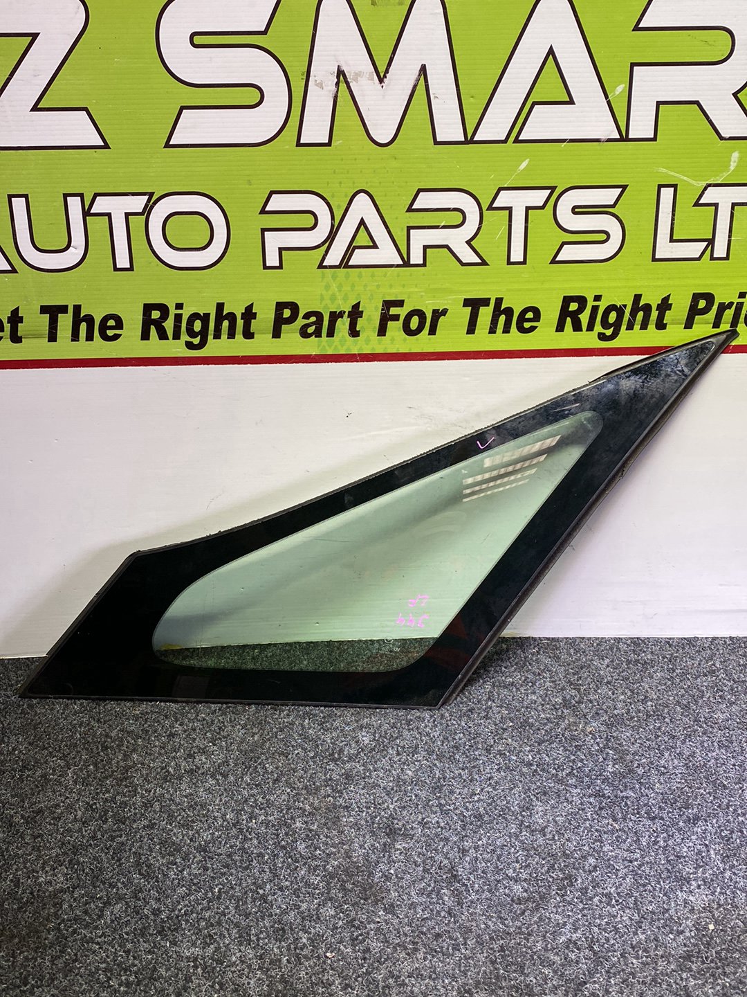 2011 Mazda Biante CCEFW - Left Front Quarter Door Glass
