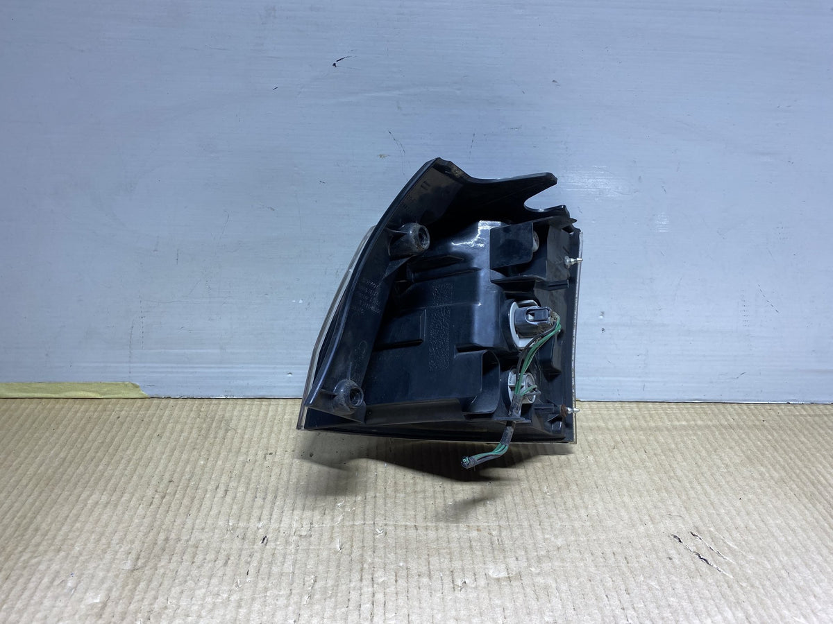 2007 Mitsubishi Outlander - Left Taillight PN: Koito 220-87813