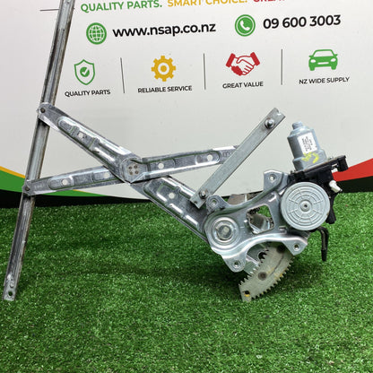 2014 Nissan Note Left Rear Window Regulator PN: 827211HH0A/Motor PN: 827301HH0A