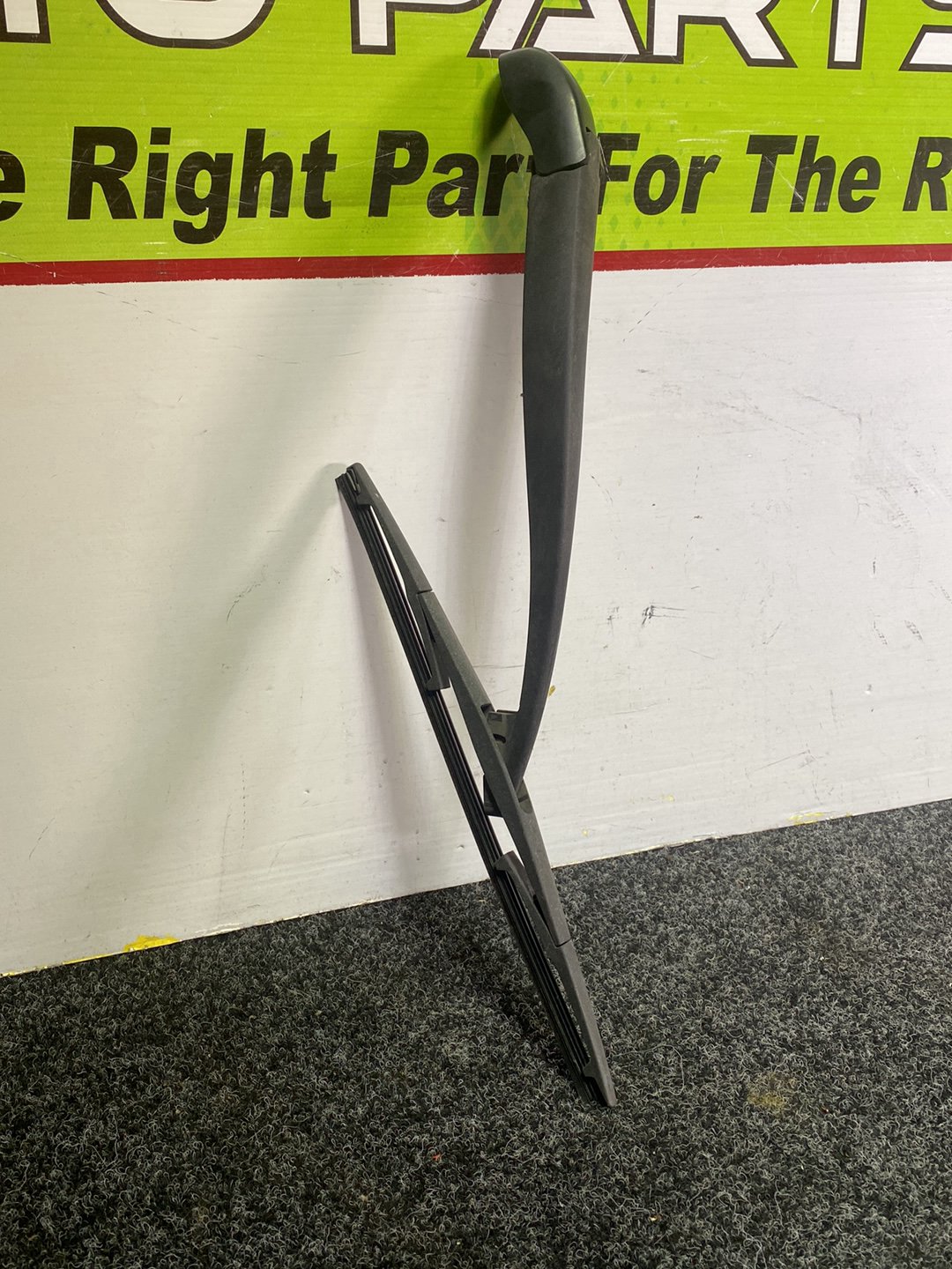 2010 Mazda Demio - Rear Wiper Arm