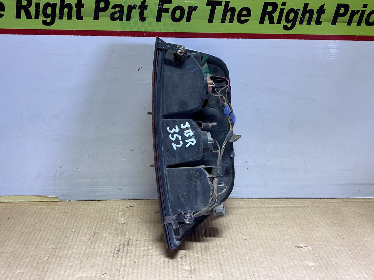 2008 Nissan Navara - Left Taillight PN: Koito 220-16467