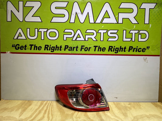 2013 Hyundai Santa Fe - Left Taillight PN: 92401-2B5