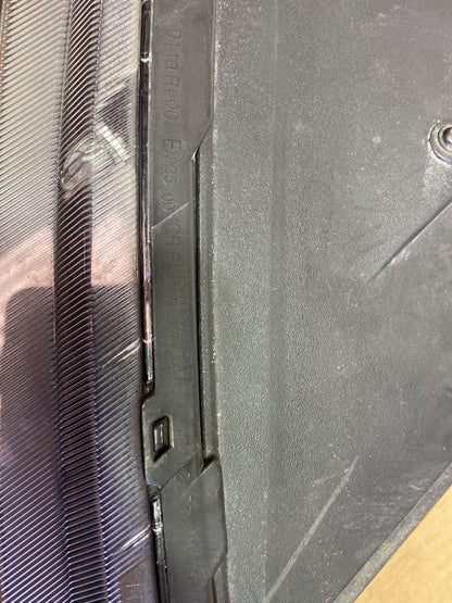 2008 Holden Captiva- Right Headlight PN: see the photos