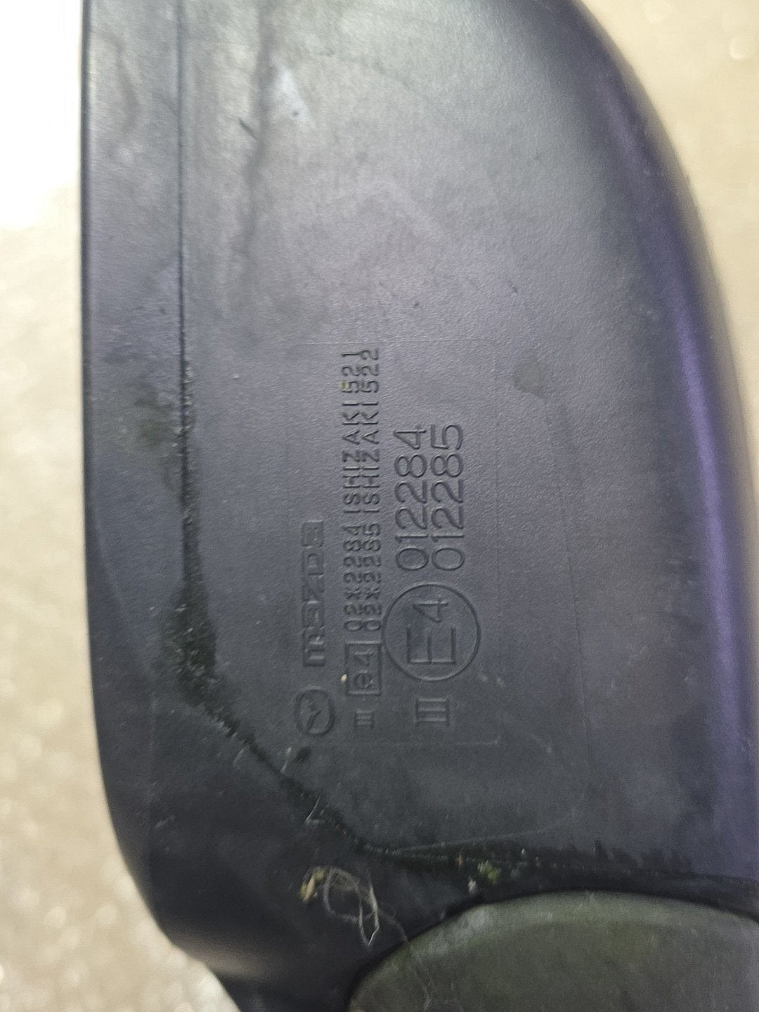 2007 Mazda MPV- Right Door Mirror PN: 8 wires