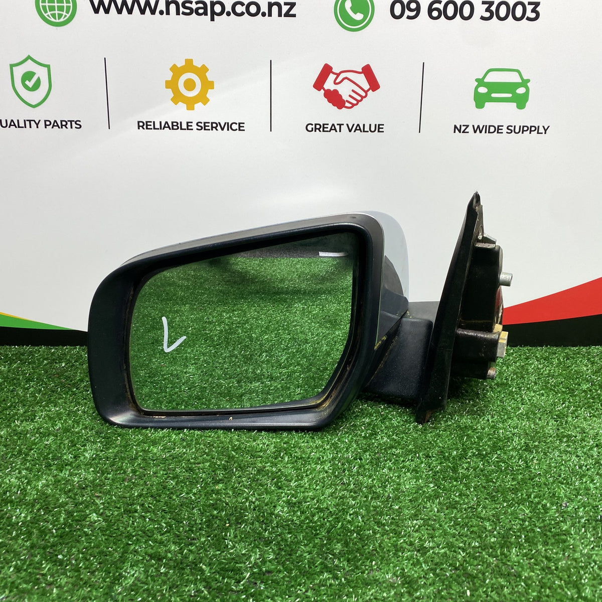 2011 Ford Ranger - Left Door Mirror PN: 3 Pins