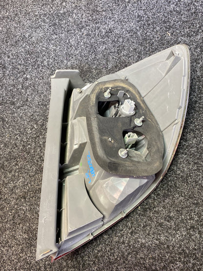 2008 Honda Fit - Left Taillight PN: p7612