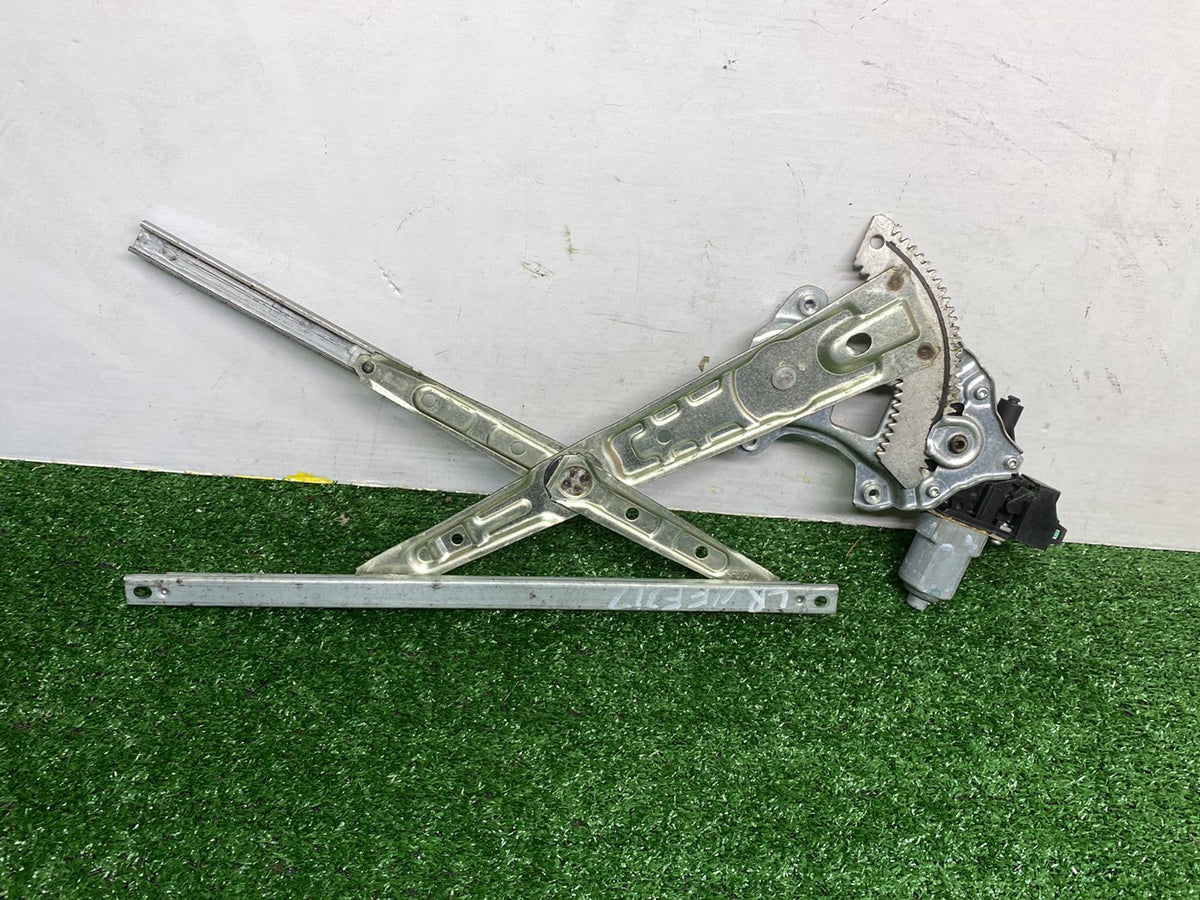 2011 Nissan Fuga - Left Rear Window Regulator/Motor PN: 82731-1MA0A