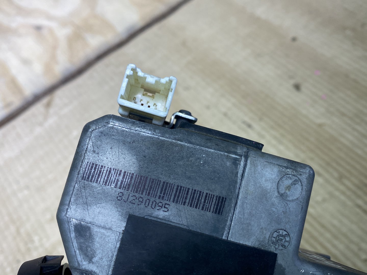 2008 Mazda Atenza GH5FW - Ignition Switch (no key)