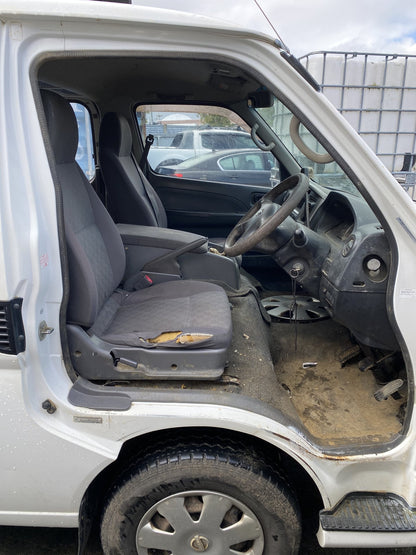 2011 Nissan Caravan SGE25 Dismantling For Parts