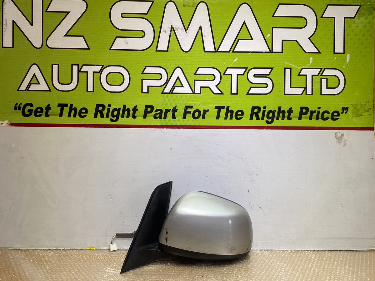 2009 Suzuki SX4 - Left Door Mirror PN: 3 wires