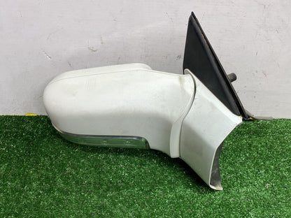 Aug 2004 to Dec 2010 - Nissan Elgrand E51 - Right Door Mirror - Indicator