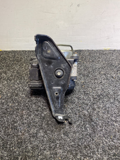 2012 Nissan Leaf - ABS Pump