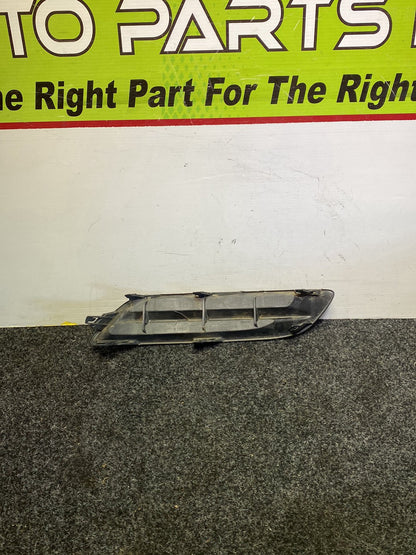 2015 Nissan Pulsar - Left Fog Light Cover PN: 62257 3ST0B