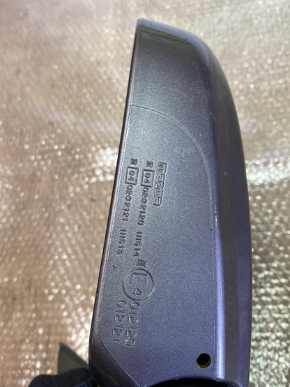 2004 Mazda MPV- Right Door Mirror PN: 5 wires