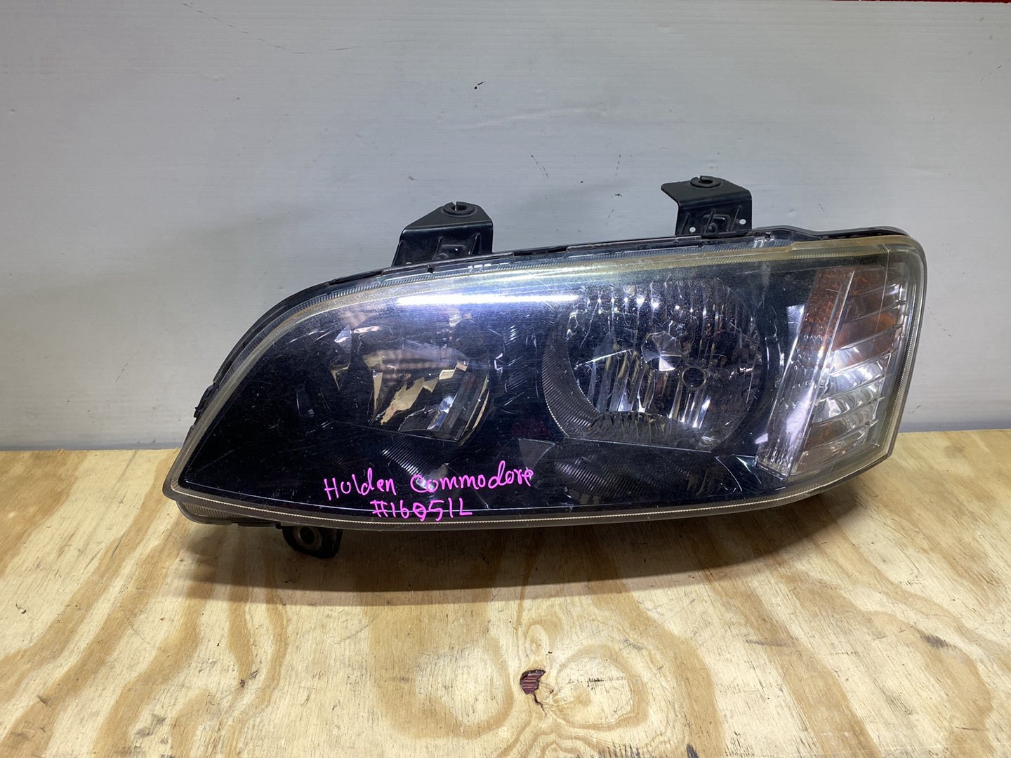 2009 Holden Commodore - Left Headlight