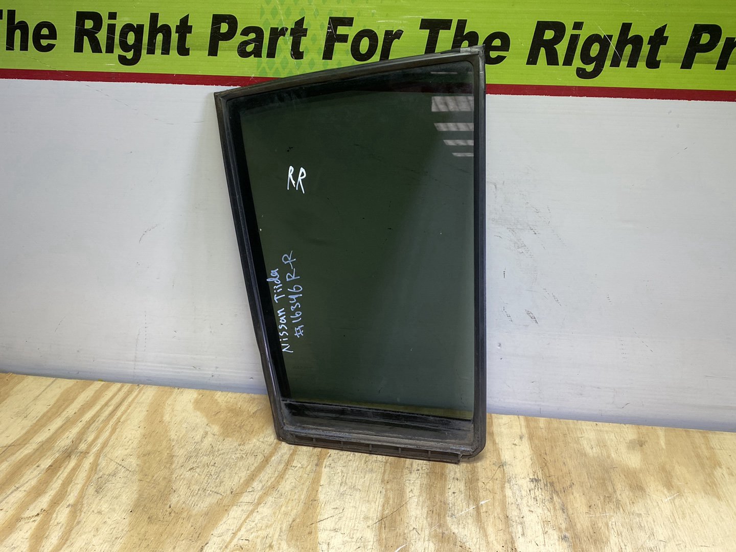 2007 Nissan Tiida C11 - Right Rear Quarter Door Glass