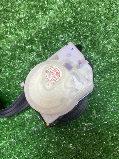 2007 Mazda Verisa - Right Rear Seat Belt PN: D01A5773000