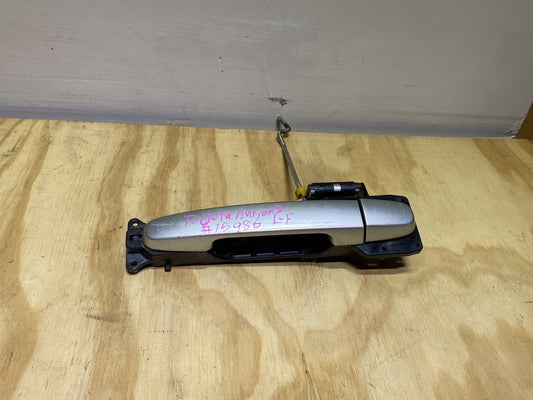 2007 Toyota Auris - Left Front Exterior Door Handle