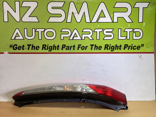 2004 Mitsubishi Lancer- Right Taillight PN: