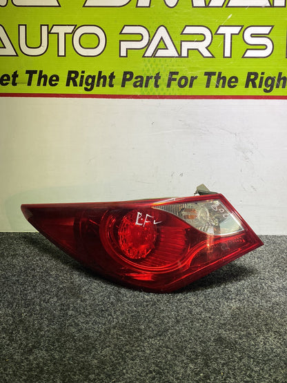 2012 Hyundai i45 - Left Taillight PN: 92401-3S