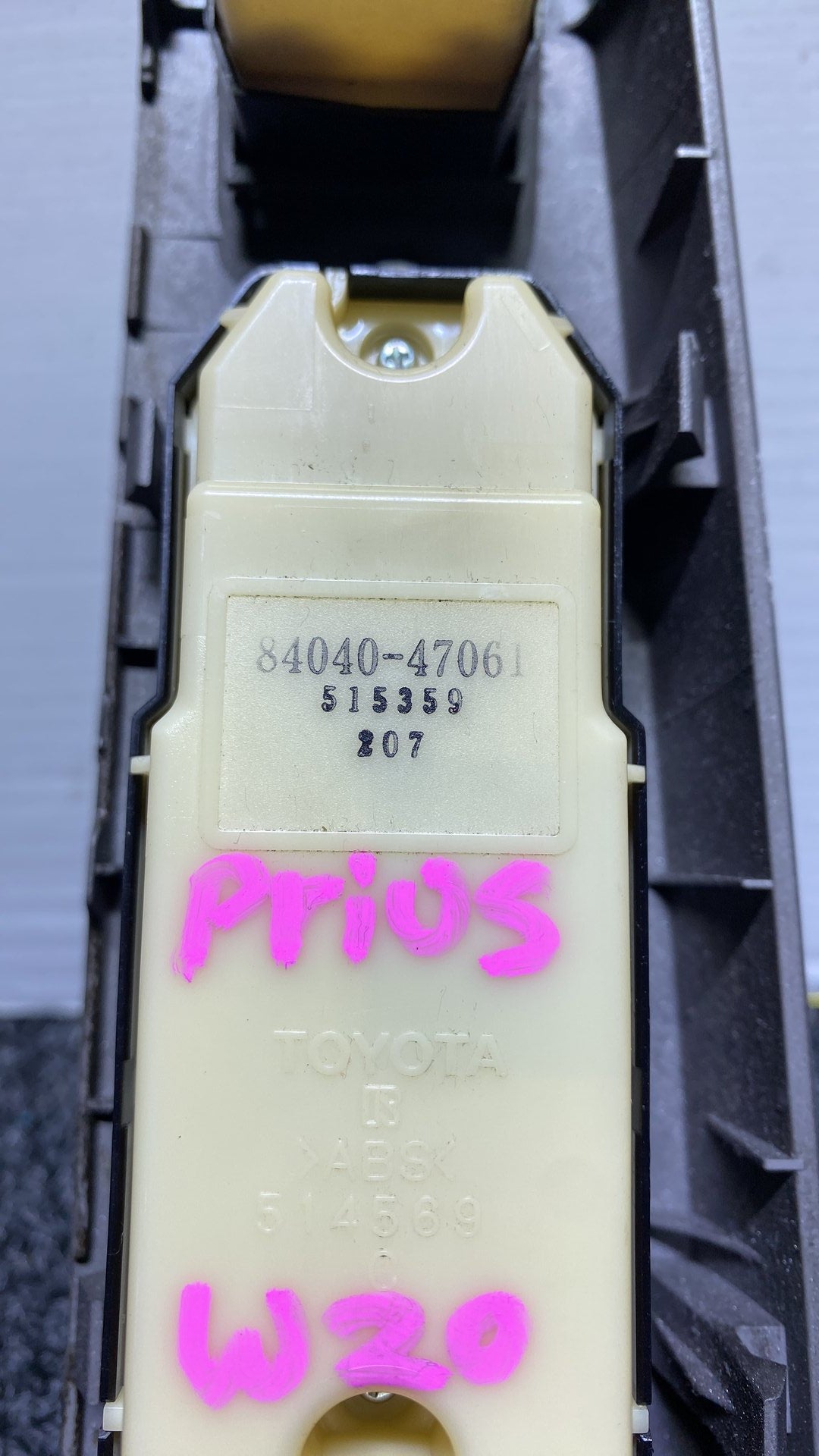 2008 Used Toyota Prius Master Power Window Switch, see pics ,
