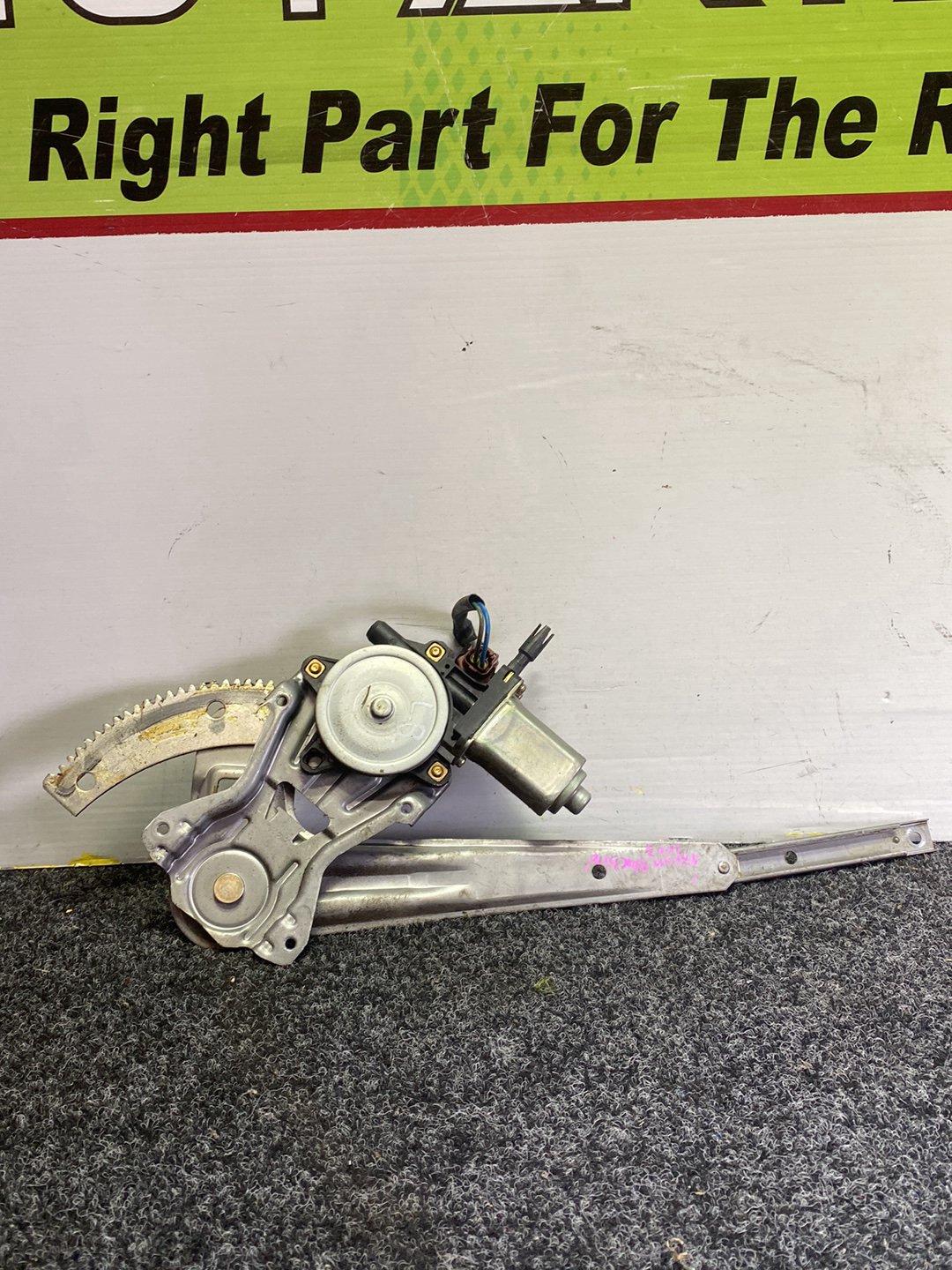 2003 Nissan Bluebird - Left Rear Window Regulator/Motor