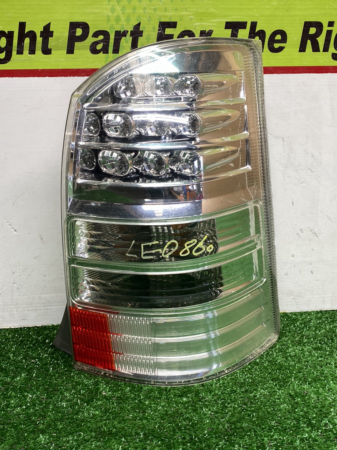 2005 Used Toyota Wish - Right Taillight PN: ICHIKOH 68-3