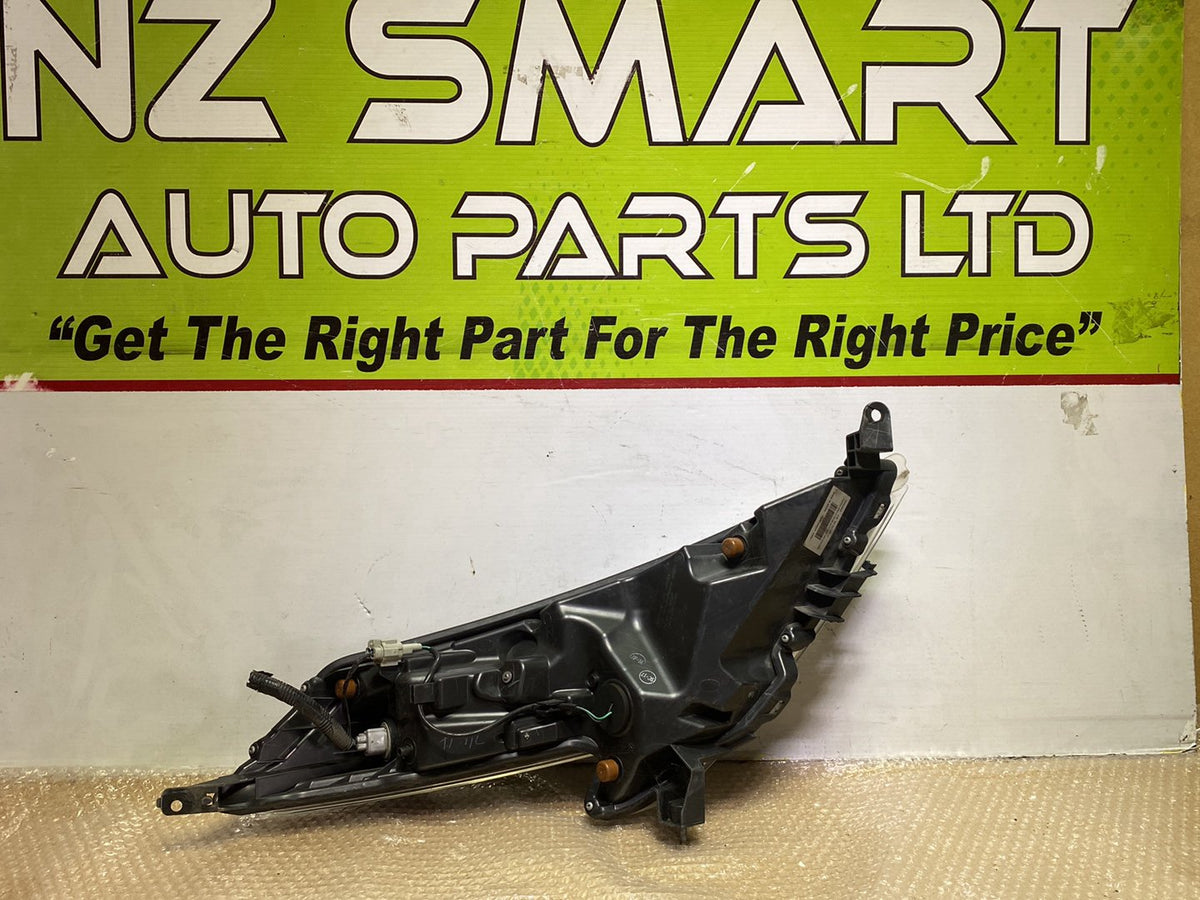 2016 Nissan Juke YF15 - Left Indicator PN: 261253YM0C