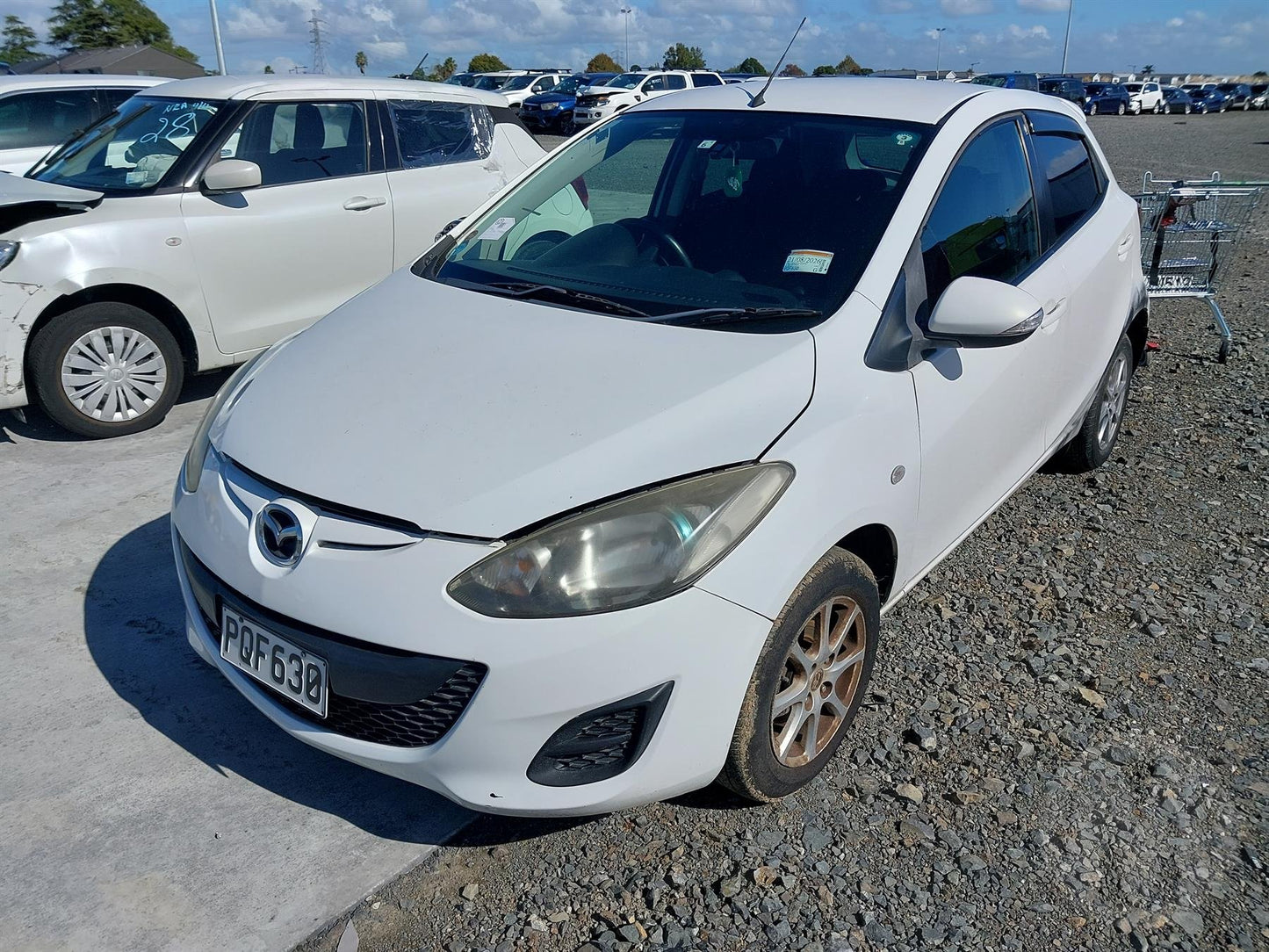 2011 Mazda Demio DEJFS  Dismantling For Parts
