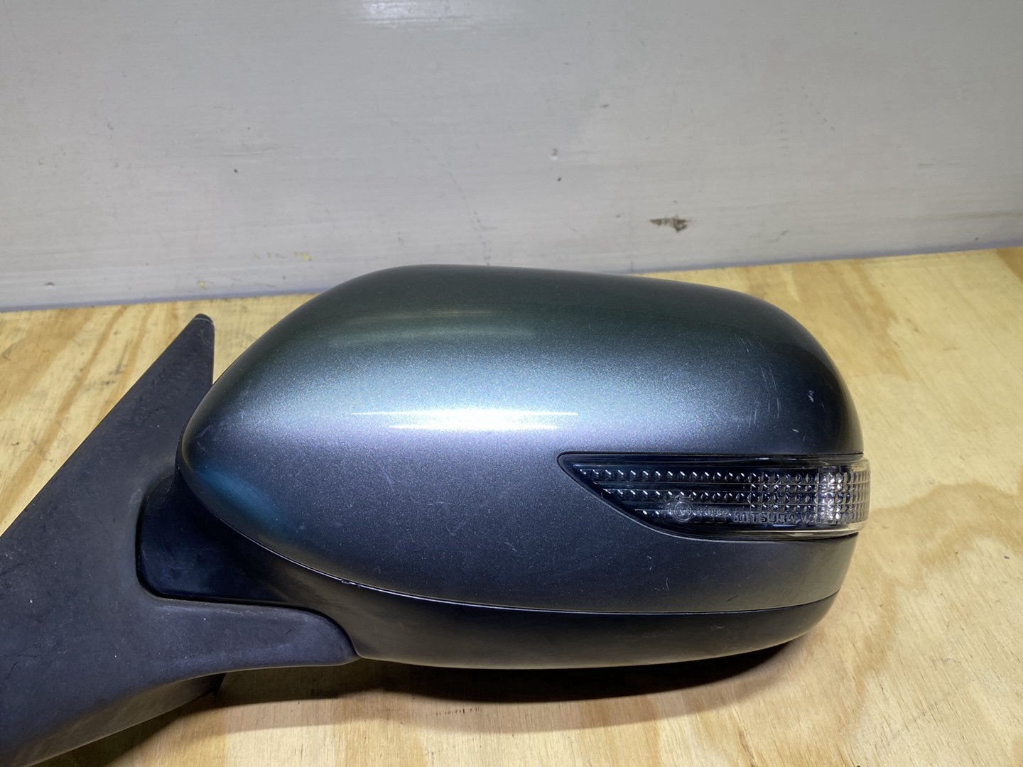 2006 Subaru Legacy - Left Door Mirror PN: 9 wires