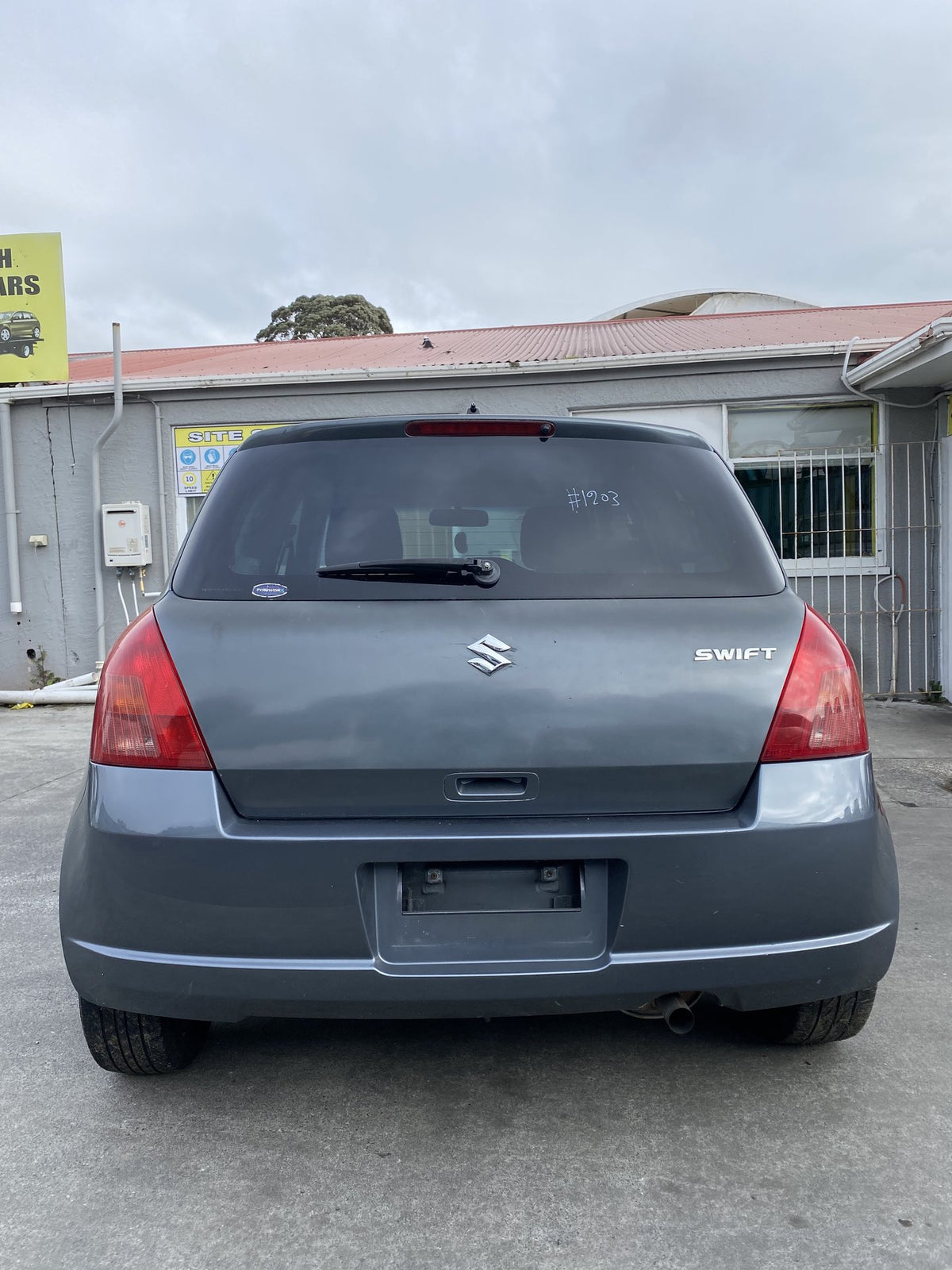 2005 Suzuki Swift ZC11S Dismantling For Parts