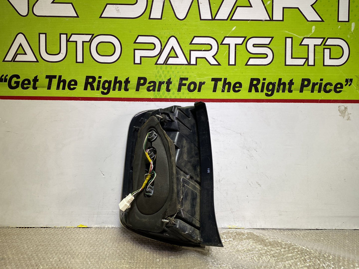 2006 Toyota Prius- Right Taillight PN: 8155147080