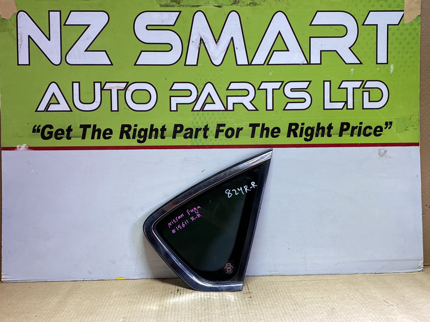 2006 Nissan Fuga Y50 - Right Rear Quarter Door Glass