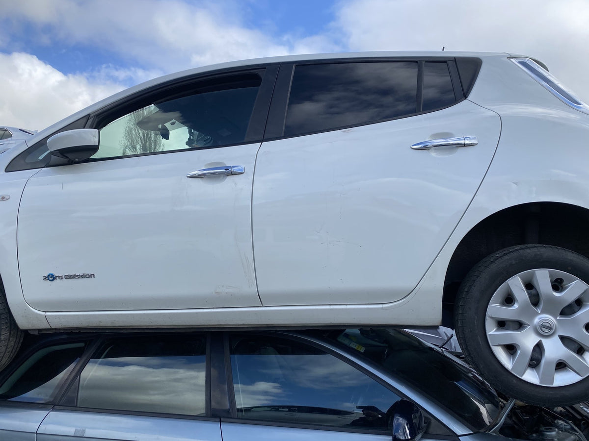 2016 Nissan Leaf S AZE0 Dismantling For Parts