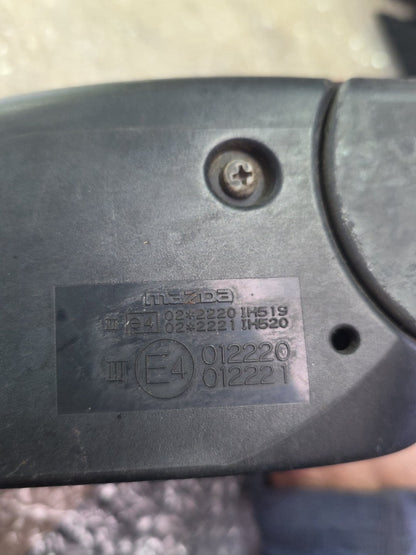 2005 Mazda Atenza- Right Door Mirror PN: 3 wires